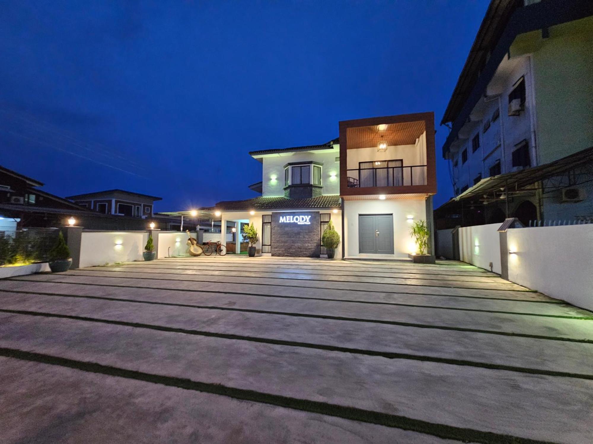 Melody Whole Or Suite Room Muar Eksteriør billede